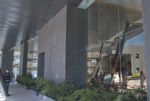 fachada-de-cristal-templado-proyecto-1
